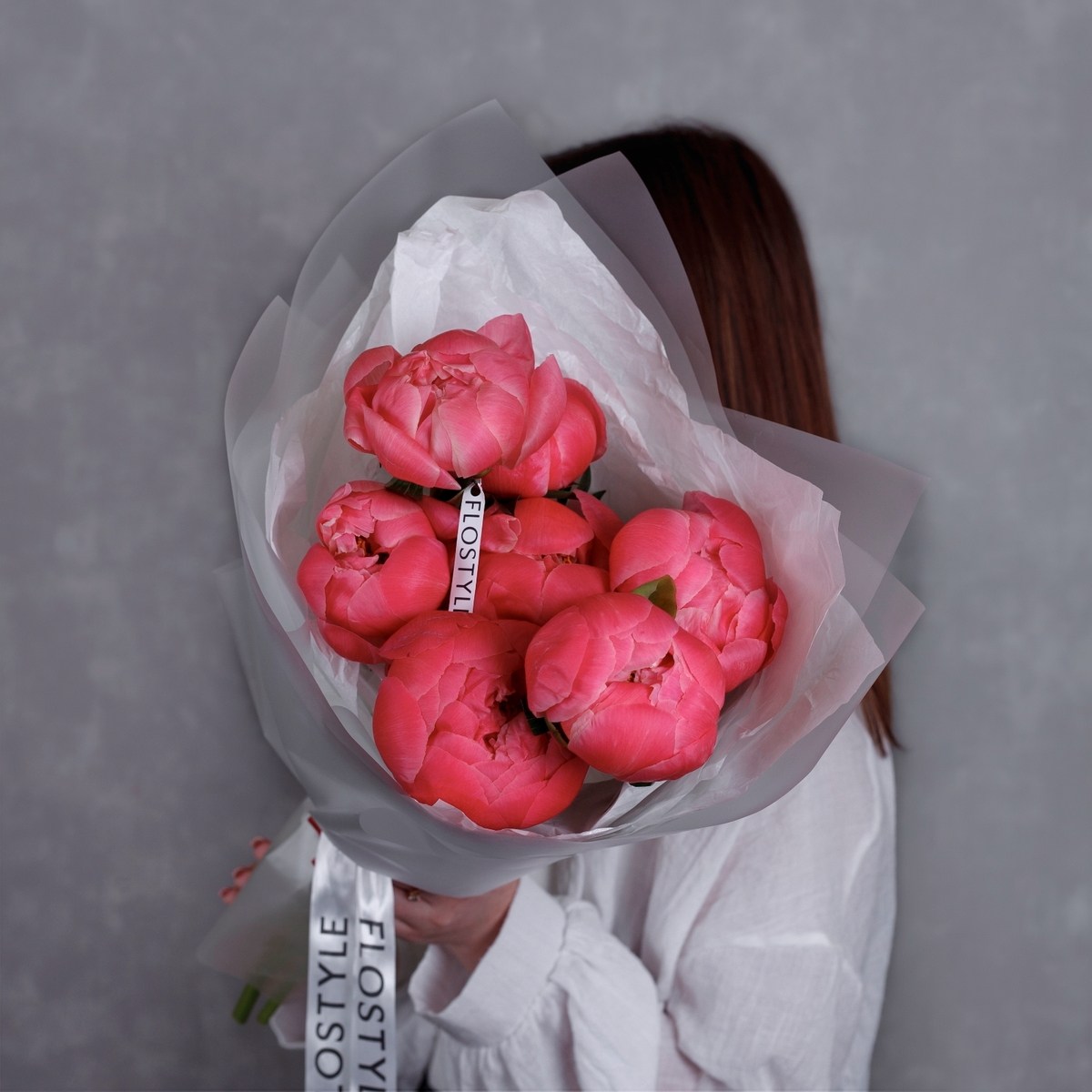 Букет коралловые пионы 